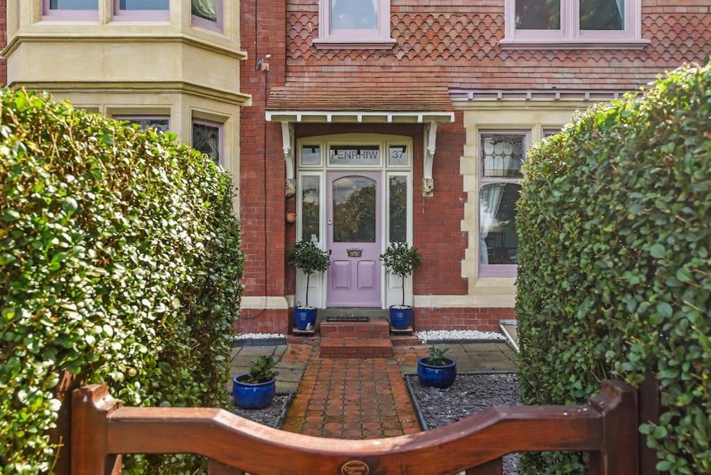 Traditional 3-Bed Property In Pontcanna With Parking คาร์ดิฟฟ์ ภายนอก รูปภาพ