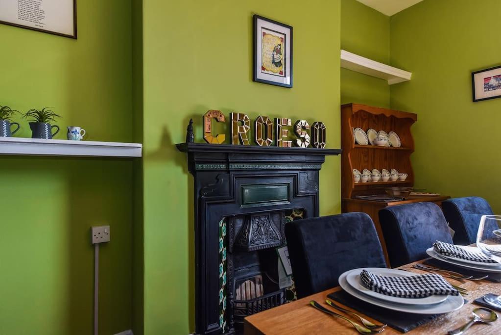 Traditional 3-Bed Property In Pontcanna With Parking คาร์ดิฟฟ์ ภายนอก รูปภาพ