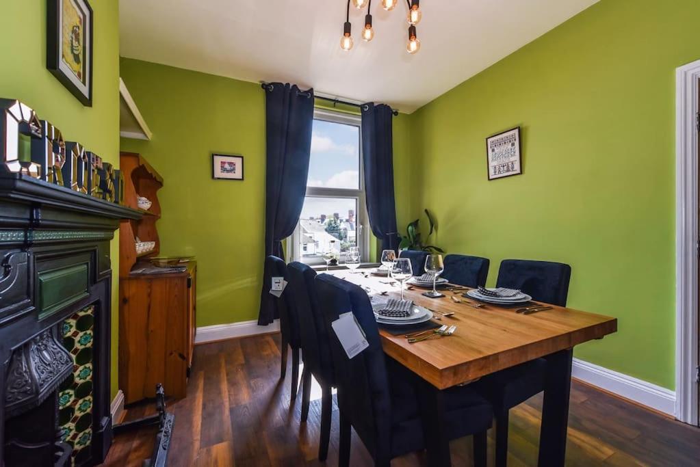 Traditional 3-Bed Property In Pontcanna With Parking คาร์ดิฟฟ์ ภายนอก รูปภาพ