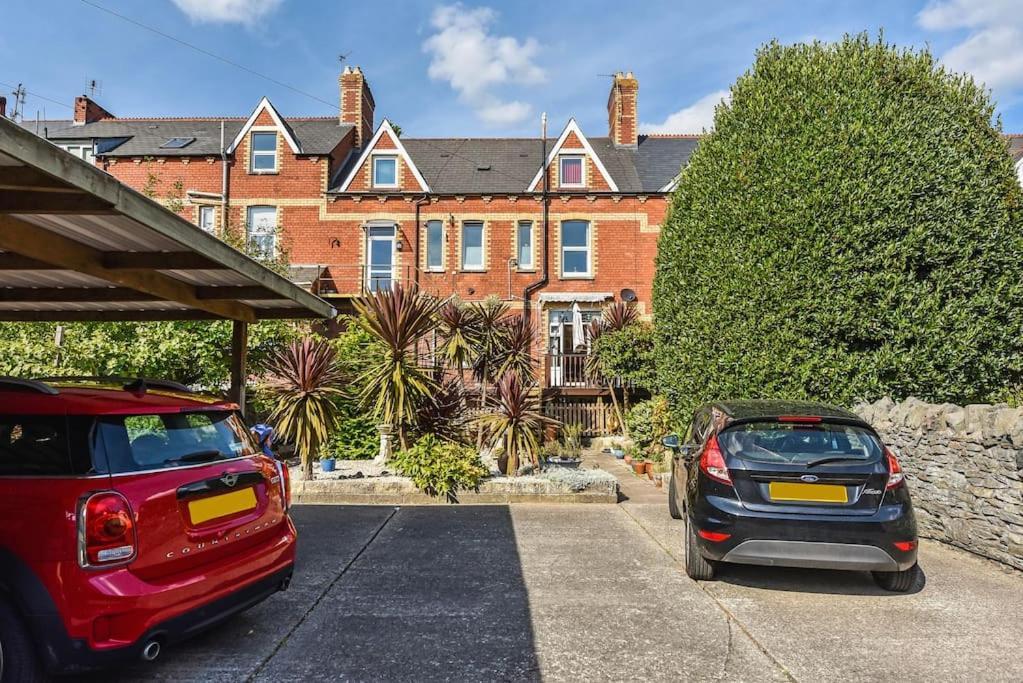 Traditional 3-Bed Property In Pontcanna With Parking คาร์ดิฟฟ์ ภายนอก รูปภาพ