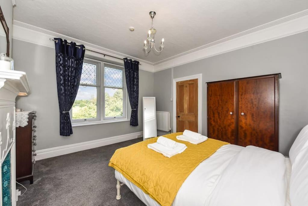 Traditional 3-Bed Property In Pontcanna With Parking คาร์ดิฟฟ์ ภายนอก รูปภาพ