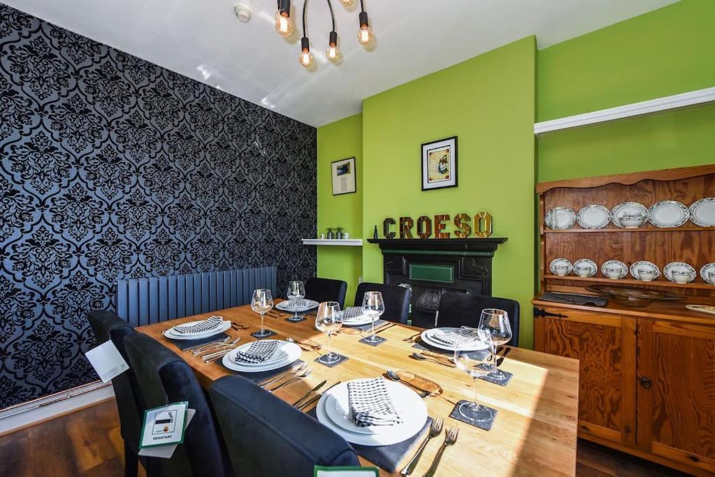 Traditional 3-Bed Property In Pontcanna With Parking คาร์ดิฟฟ์ ภายนอก รูปภาพ